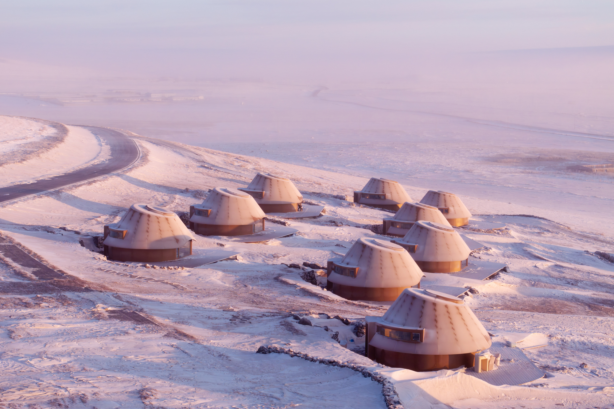 抵达大厅酒店内的火山丨中国锡林郭勒丨PLAT ASIA-44