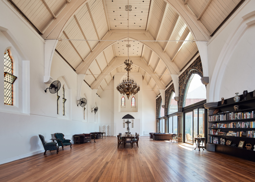 历史教堂的现代改造,打造城市私密天堂-5