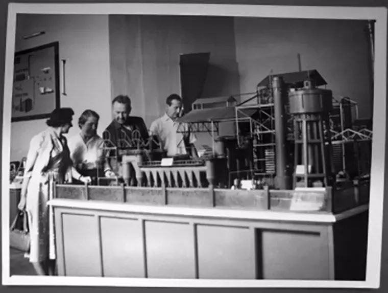 《法兰克福厨房》人性化设计,百年前已具共享经济思维-35