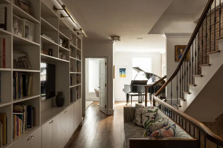 White Arrow — Sullivan Street Townhouse -28