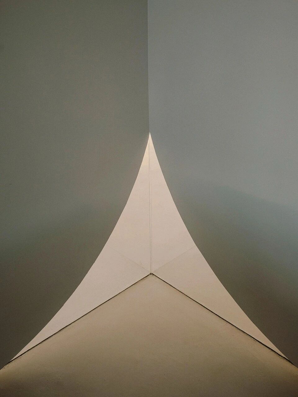 极简办公空间美学丨Isern Serra-3