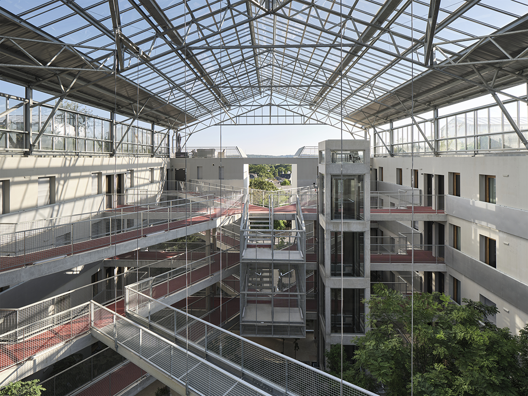 新作 | 洒满阳光的大船：法国UTOPIA住宅 / Champenois Architectes-1