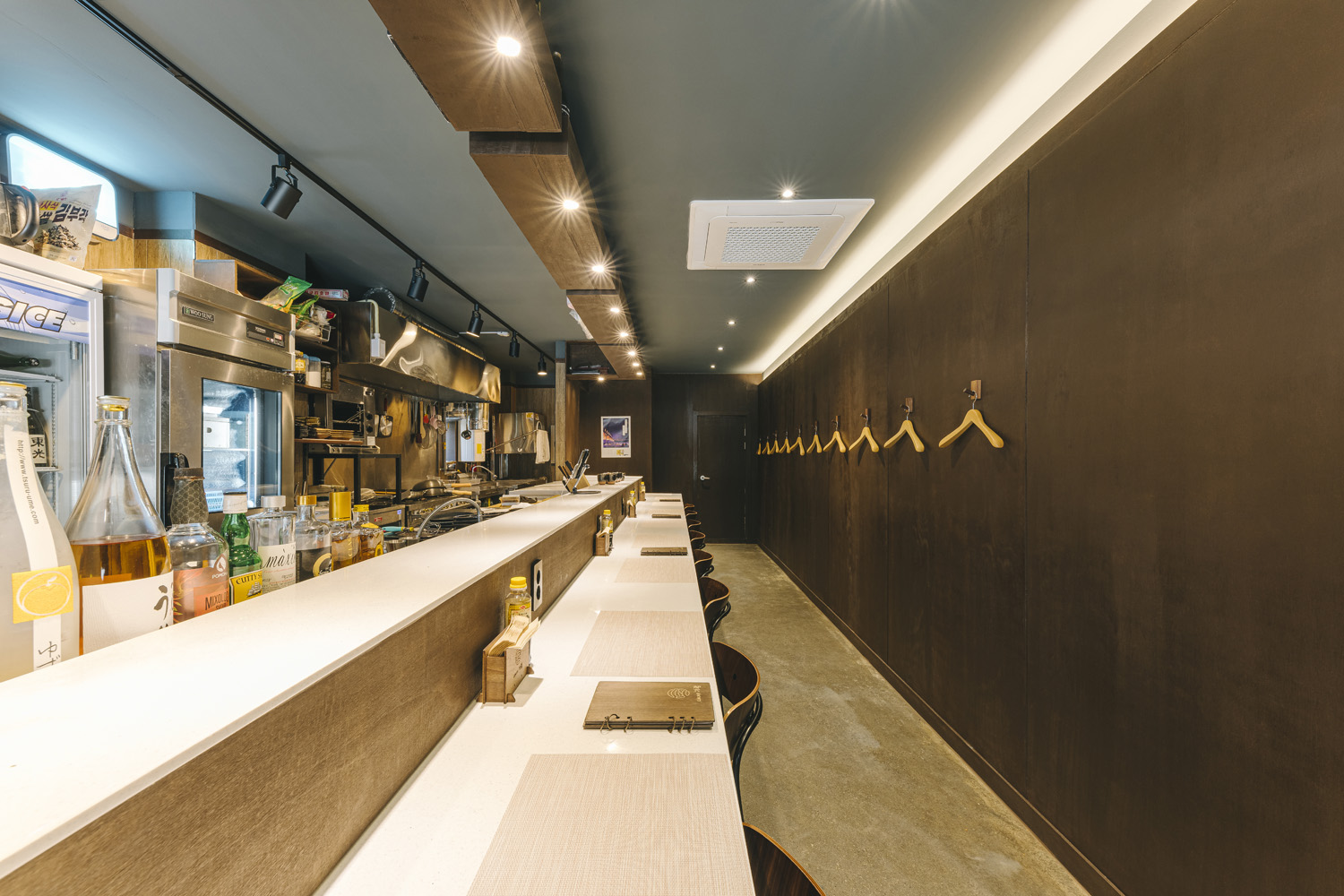 13 坪雅居，尽显黑金奢华之美-11