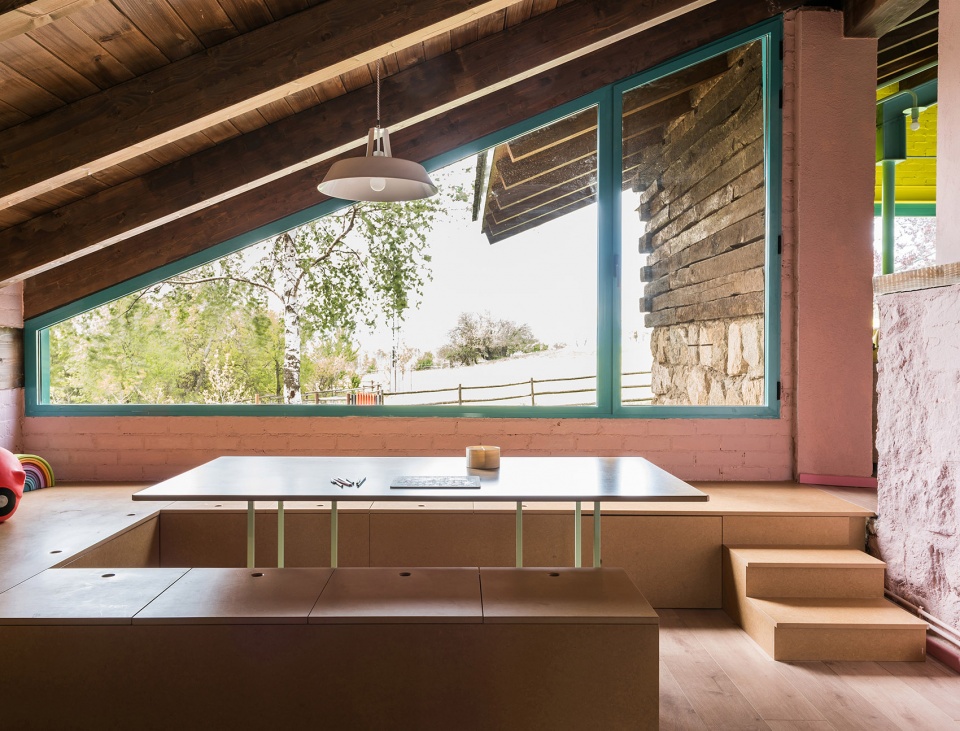 新旧共生,农城融合的西班牙乡村住宅-49