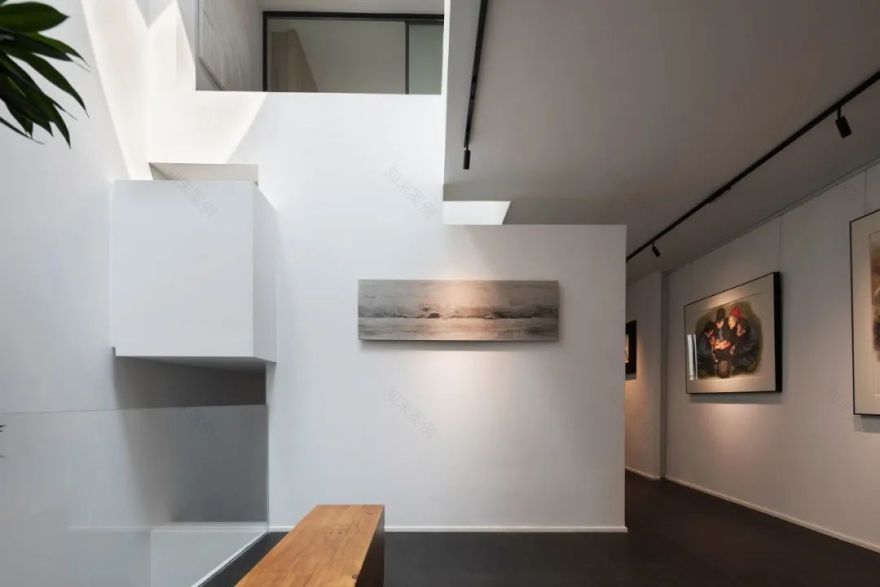 在家拥有一座迷你美术馆丨中国东莞-1