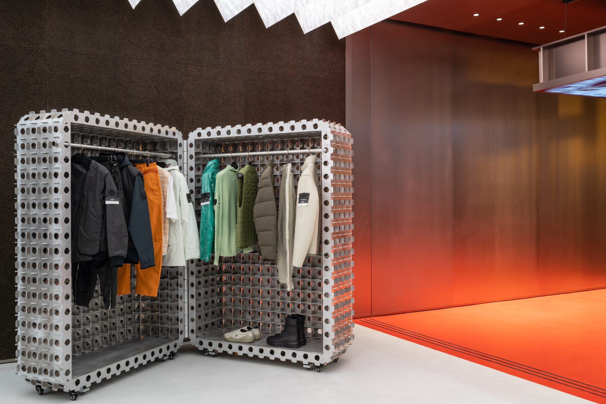 Stone Island 全球商店丨德国慕尼黑丨AMO-8