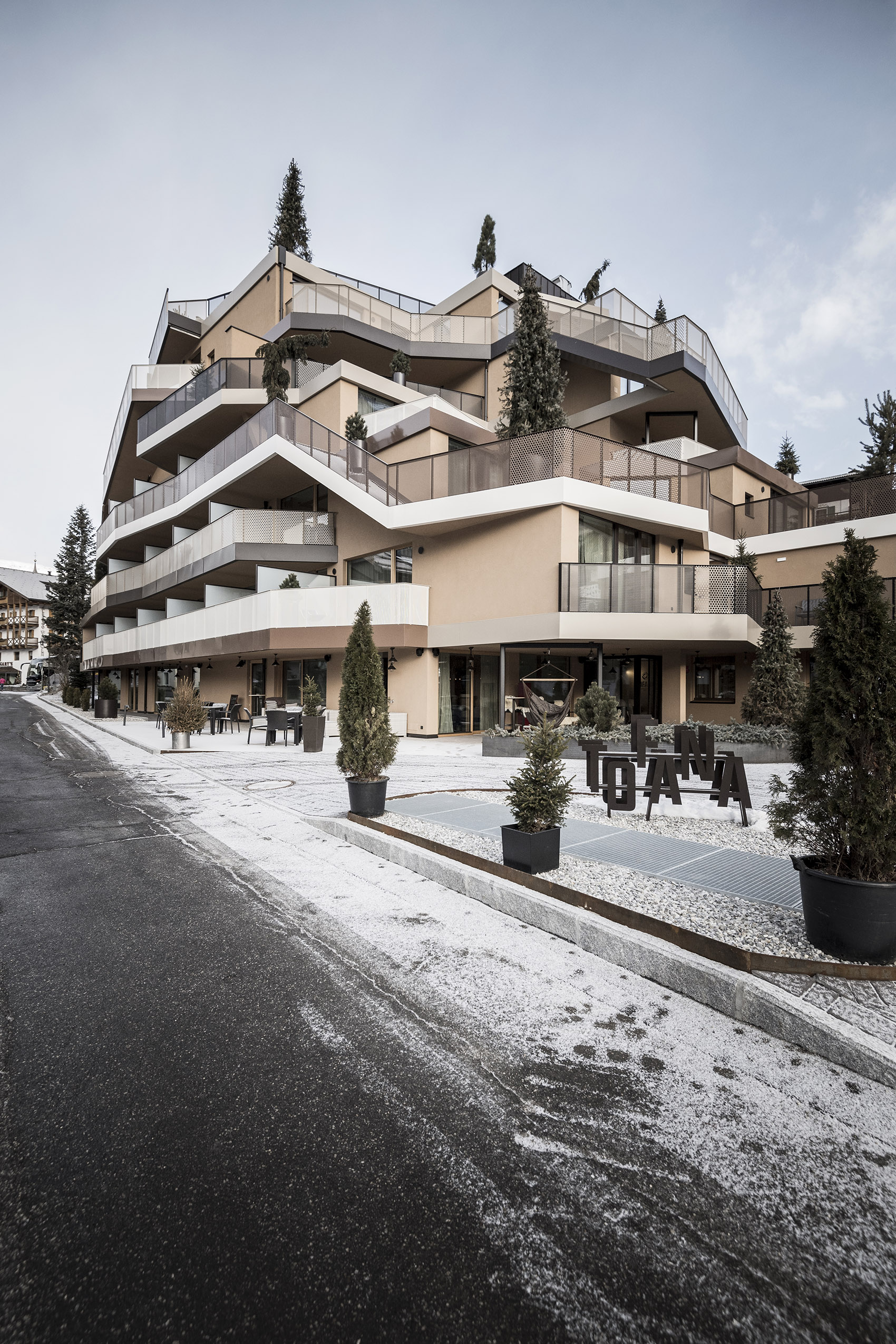 意大利巴利亚山谷中的 Tofana 酒店 / noa*-69