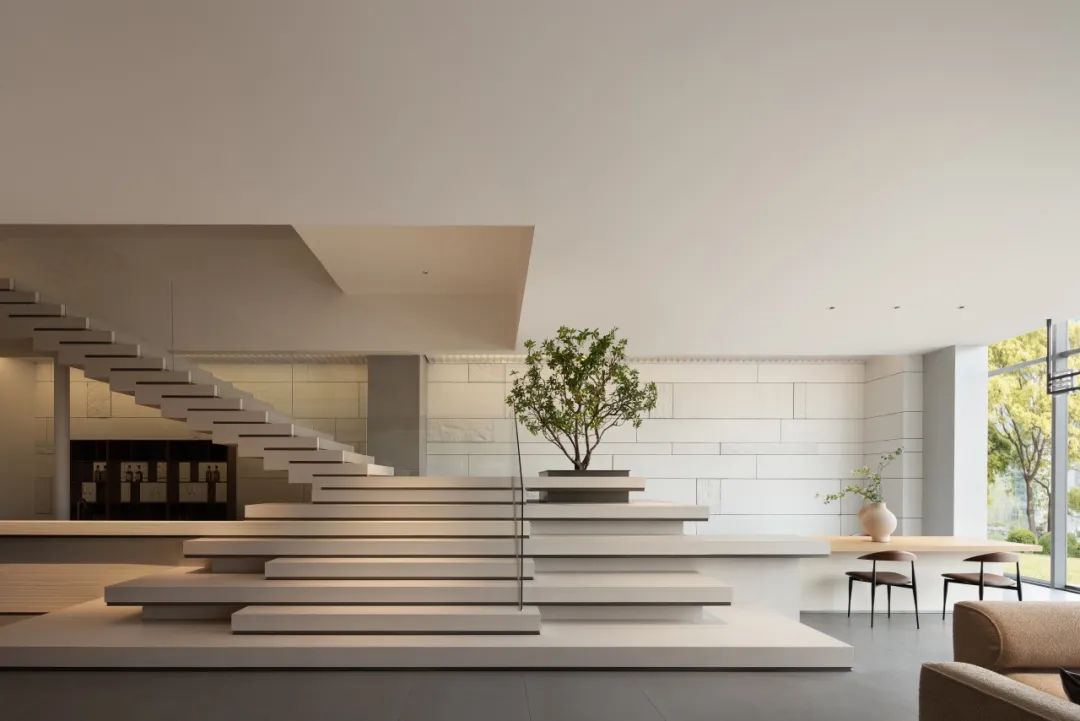 BDSD设计首发|1000m²高端家居展厅，跨越时空与风格的艺术之旅!-14