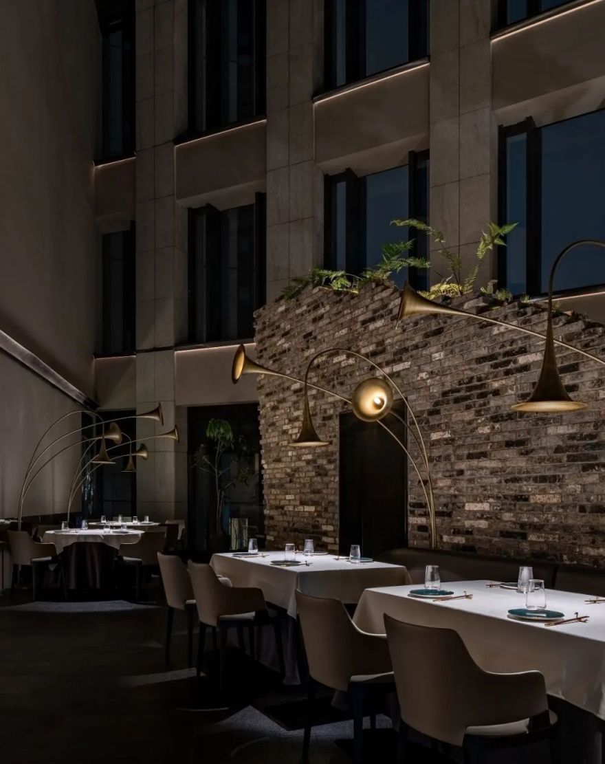 四季民福上海外滩外白渡桥店丨中国上海丨IN.X屋里门外设计-4