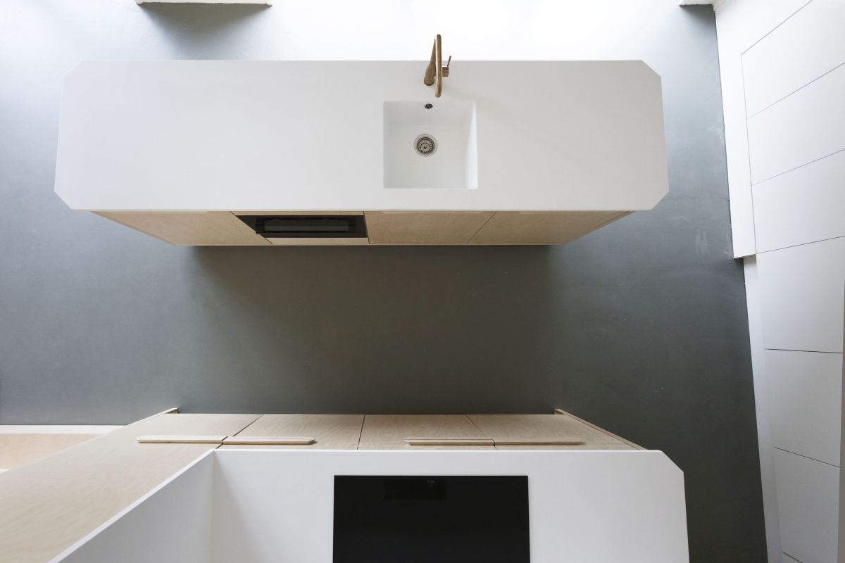 阿姆斯特丹带隐藏功能家具的小阁楼公寓丨荷兰阿姆斯特丹丨建筑工作室Heren 5与家具设计师Paul Timmer-31