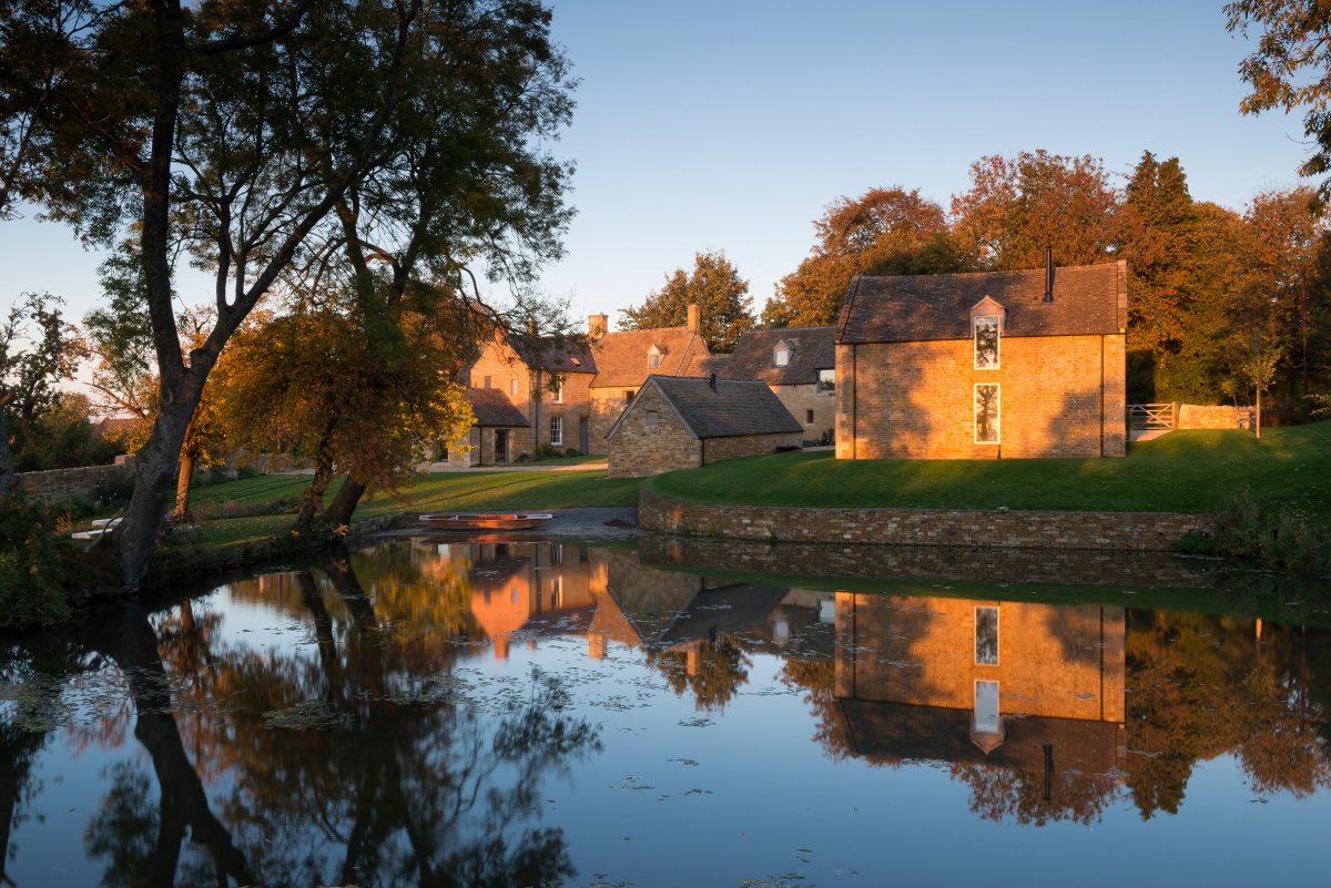 极简大师 John Pawson 的家 | 50 米跨度的空间设计-8
