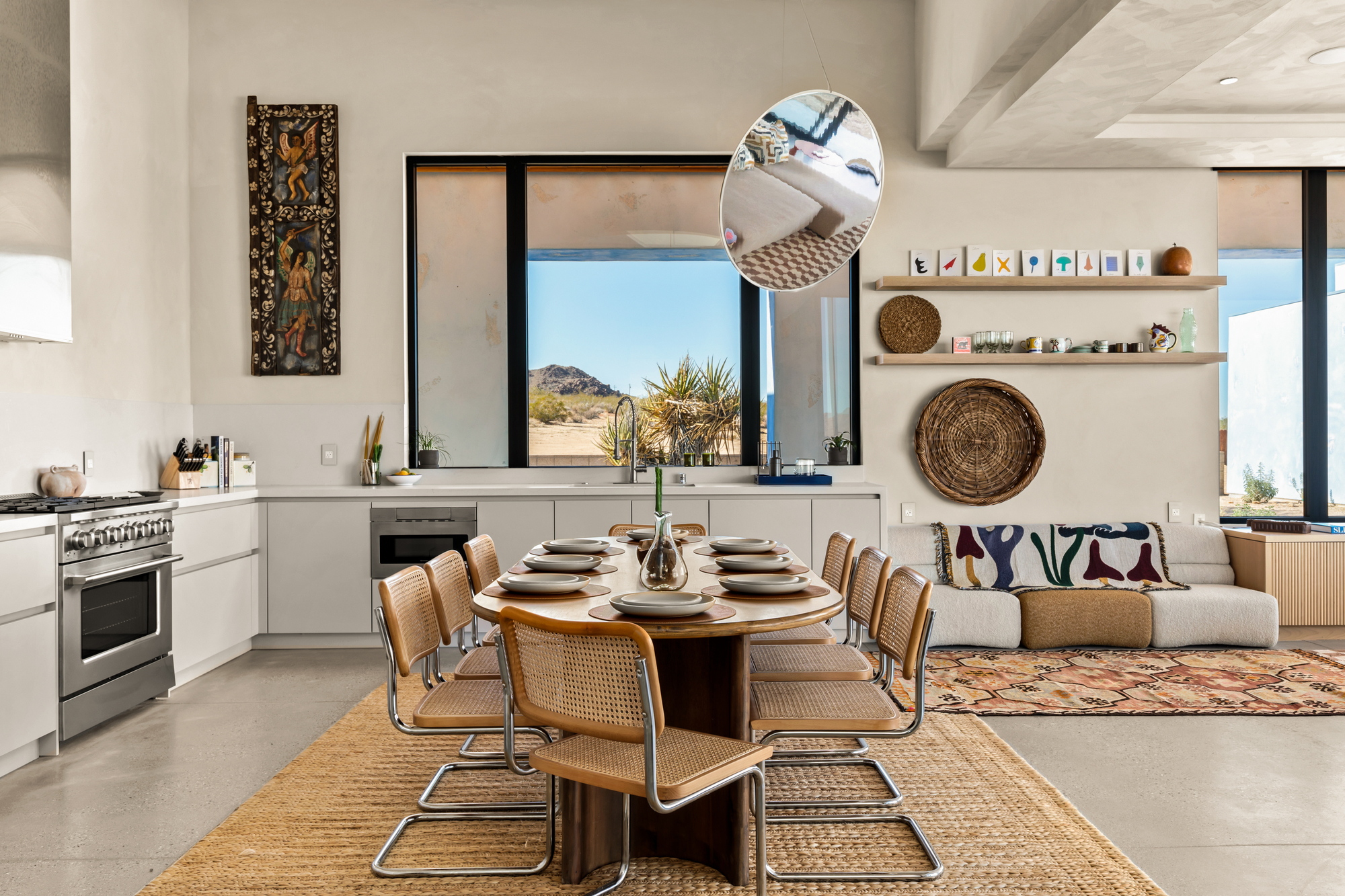 丨美国丨Studio AdM-37