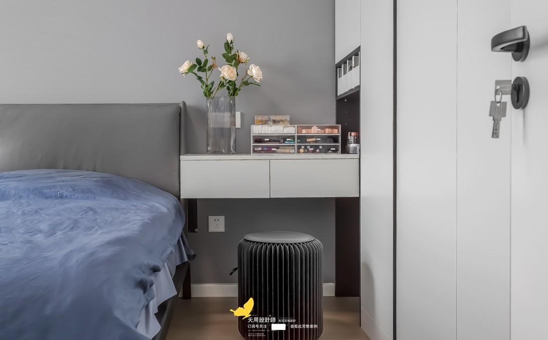 简约通透天用设计,玻璃隔断打造互动空间-25