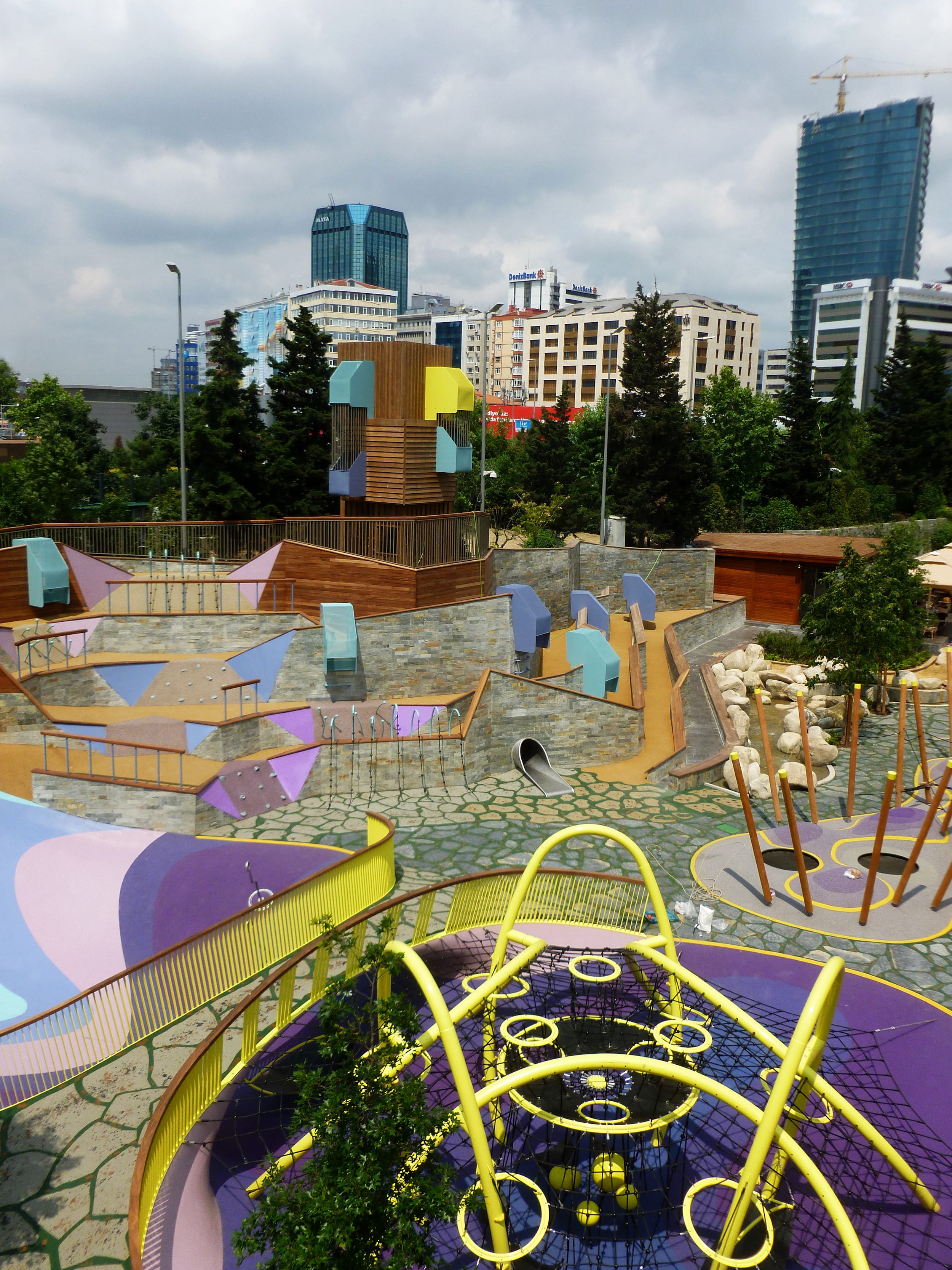 佐鲁中心，雕刻-29