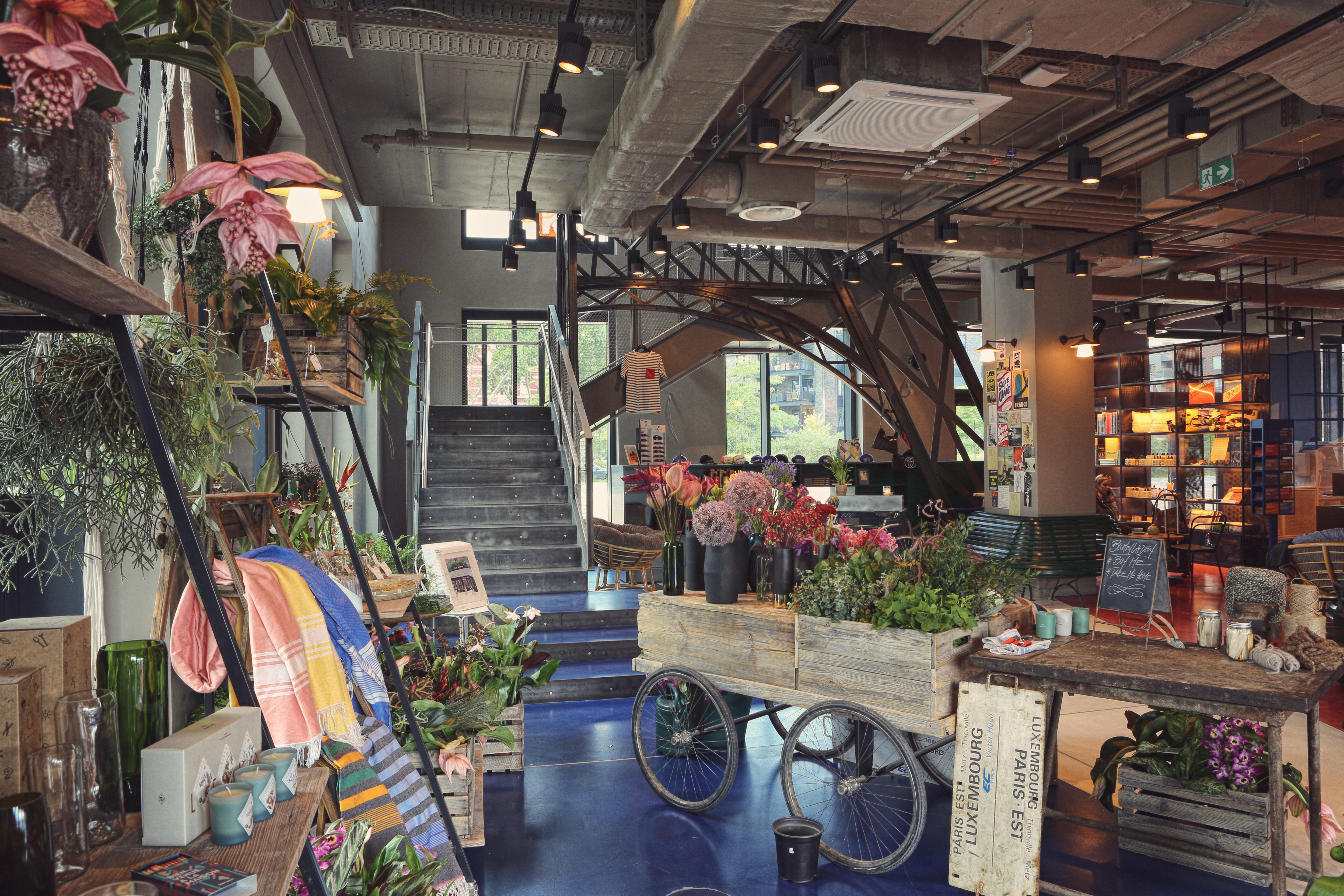 Das Tour | Stylt Trampoli AB-24