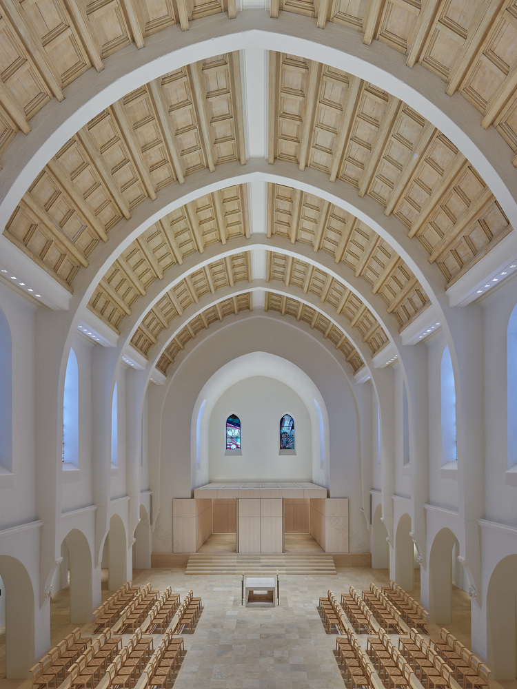 德国 St Fidelis 教堂 | 喧嚣中的宁静空间-34