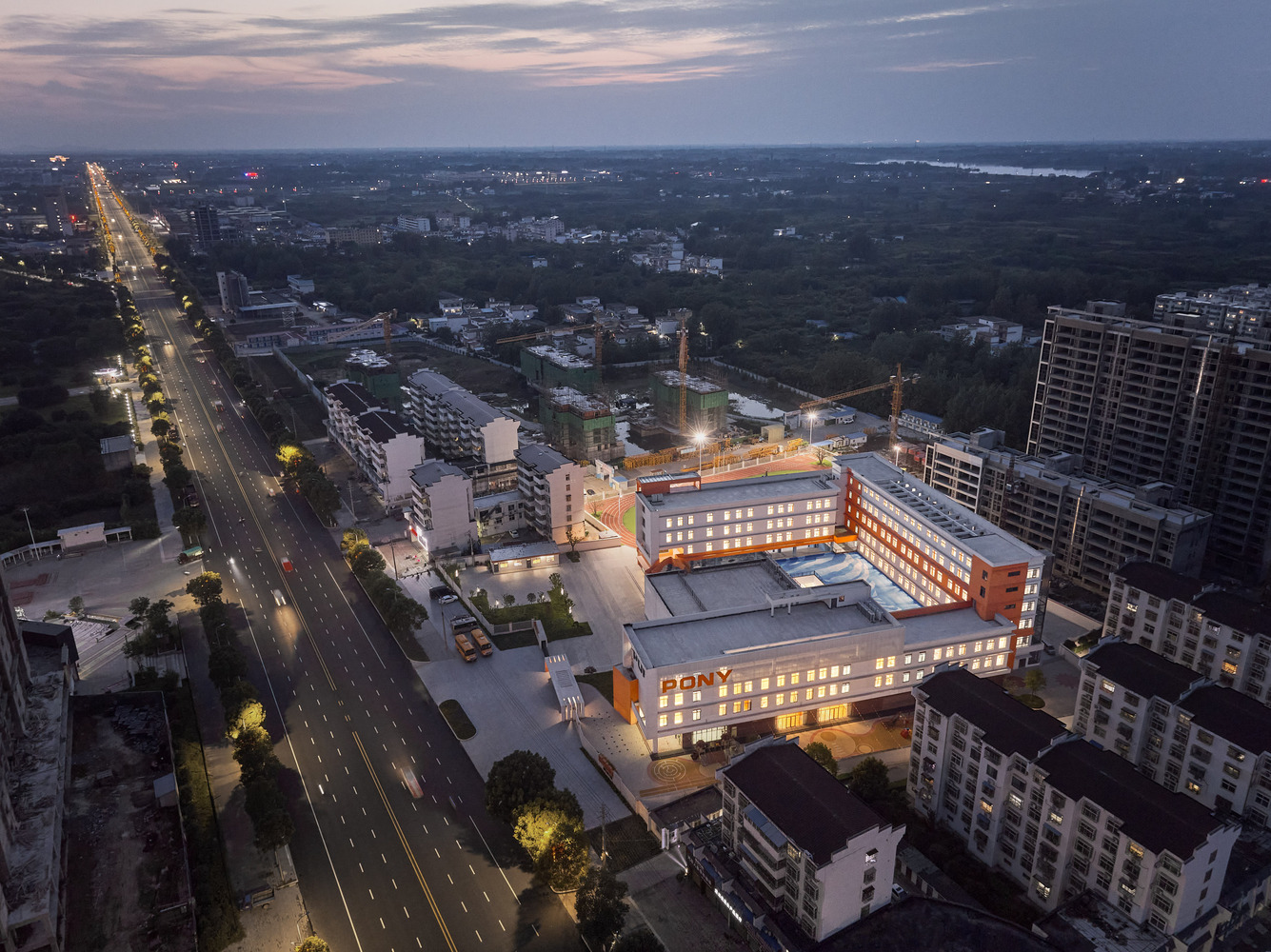 黄河南岸的“红璇玑带”小学丨中国河南-37