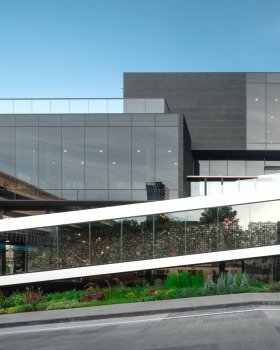 Chia Tai Farm 餐厅丨泰国曼谷丨ForX Design Studio