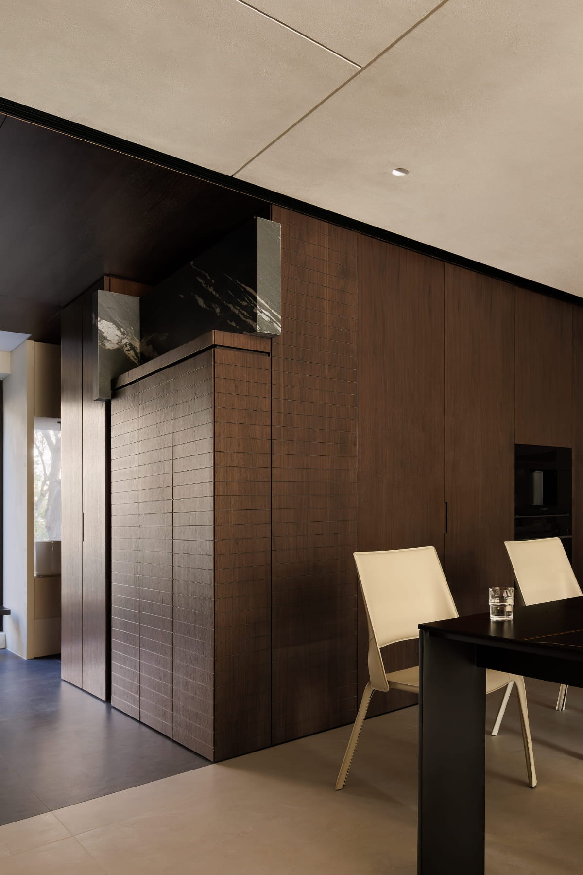 极简的诗意:在留白中触摸生活的质感丨赫设计-65