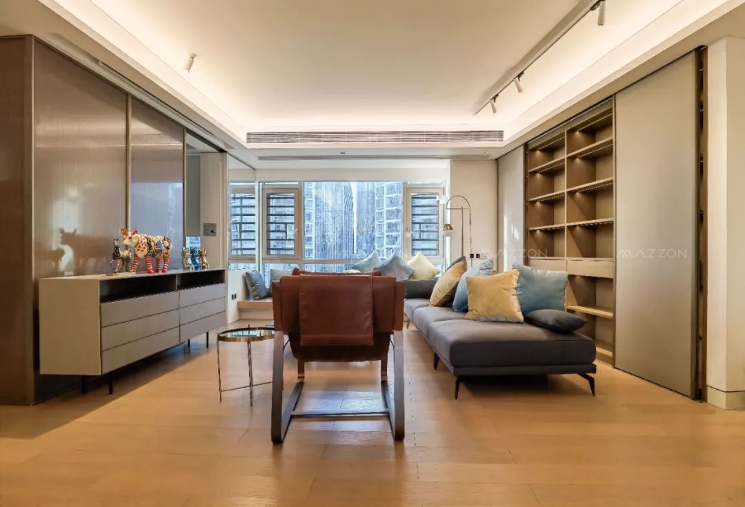 深圳滨海之窗 · 原木灰白艺术私宅丨中国深圳丨MAZZON 玛森-11