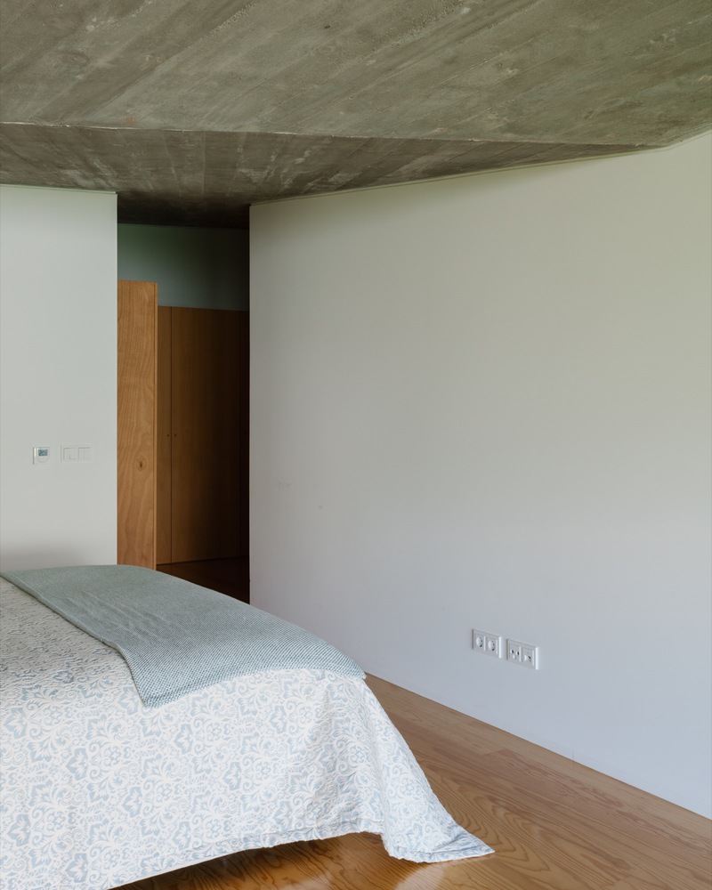 葡萄牙三角屋丨Nuno Brandão Costa-40