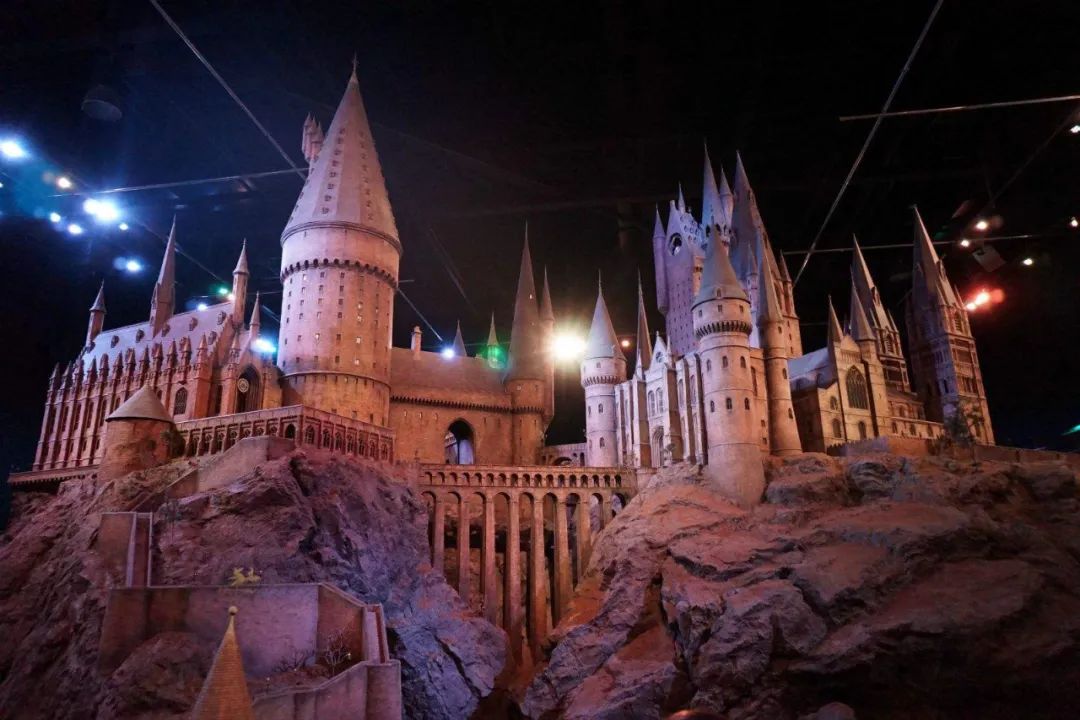 《哈利波特》建筑脑洞大揭秘，JK.罗琳的魔法世界如何炼成？-54