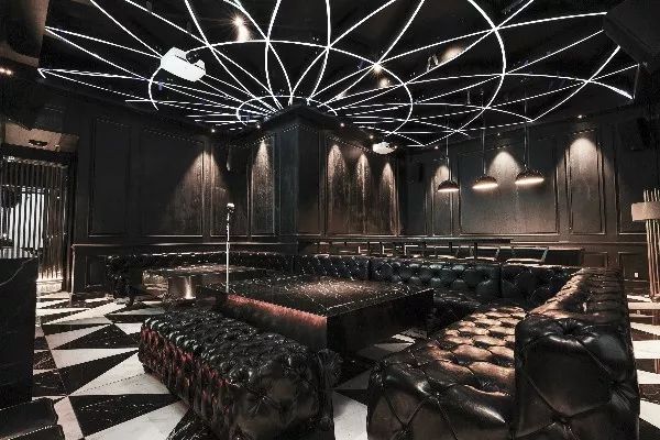 纽约法拉盛华人新宠，NINE PLUS KTV 暗黑系娱乐空间-16