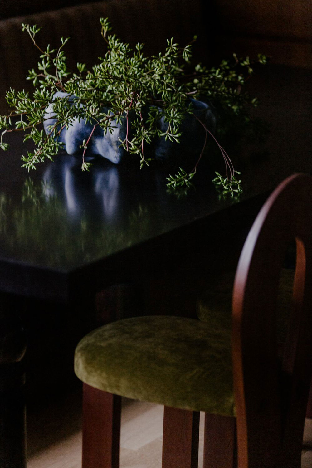 纽约时尚公寓 | 黑色卧室的独特魅力-10