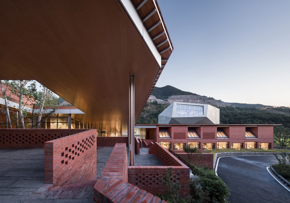 南京黄花岸酒店丨中国南京丨若本建筑工作室-18