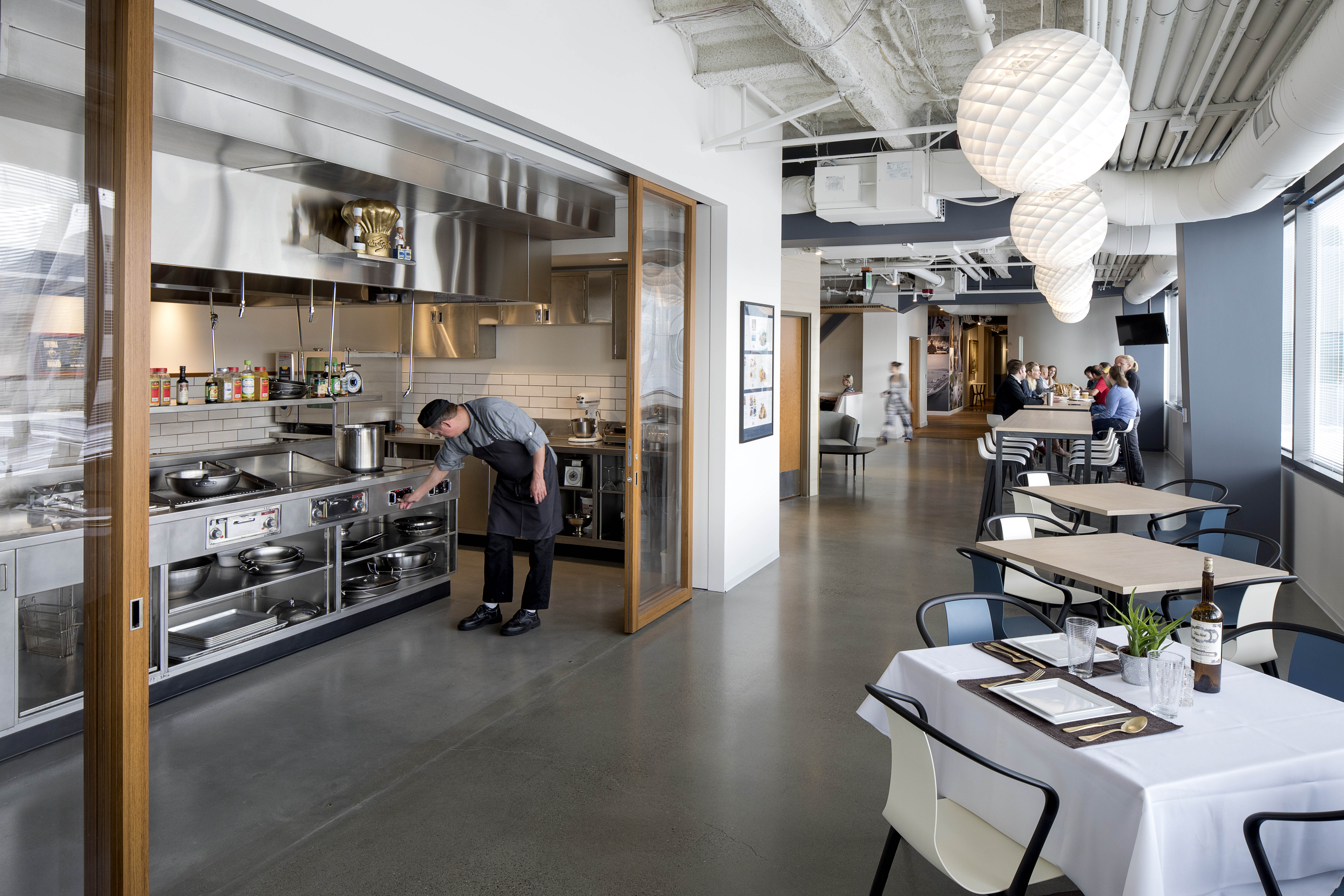 holland america group hq-17