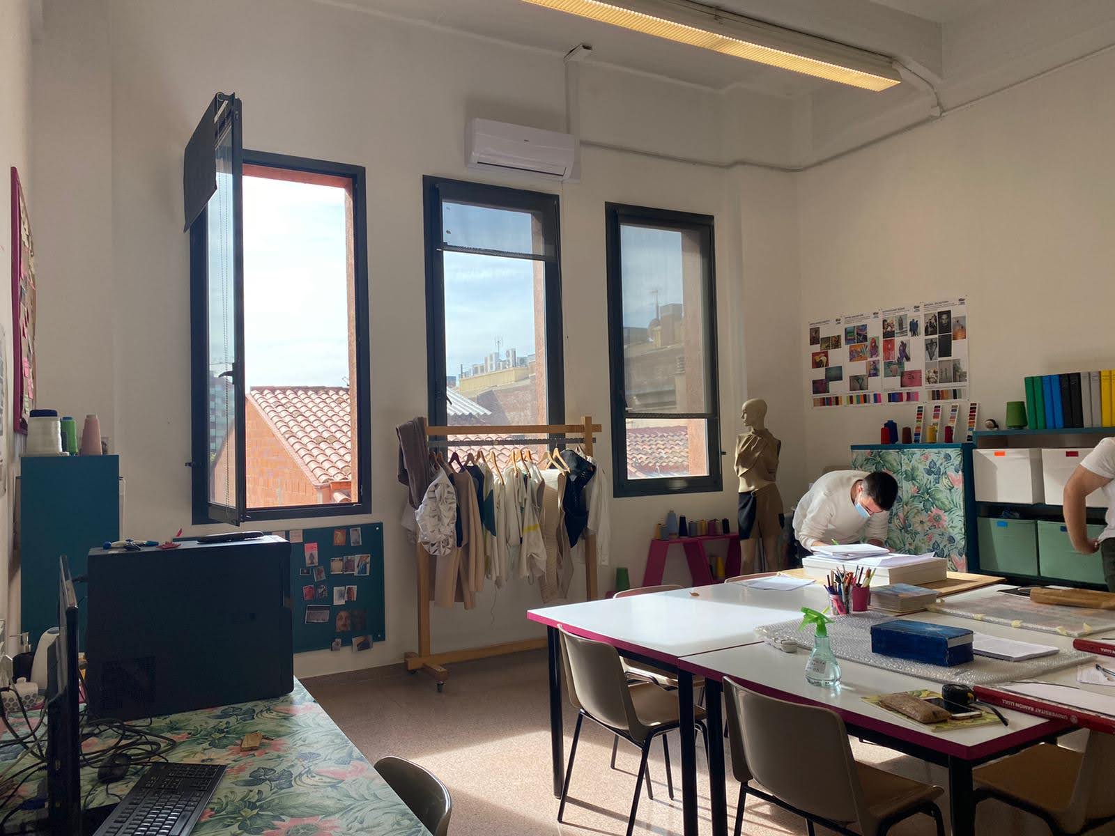 “Color Lab”空间改造丨学生团队-2