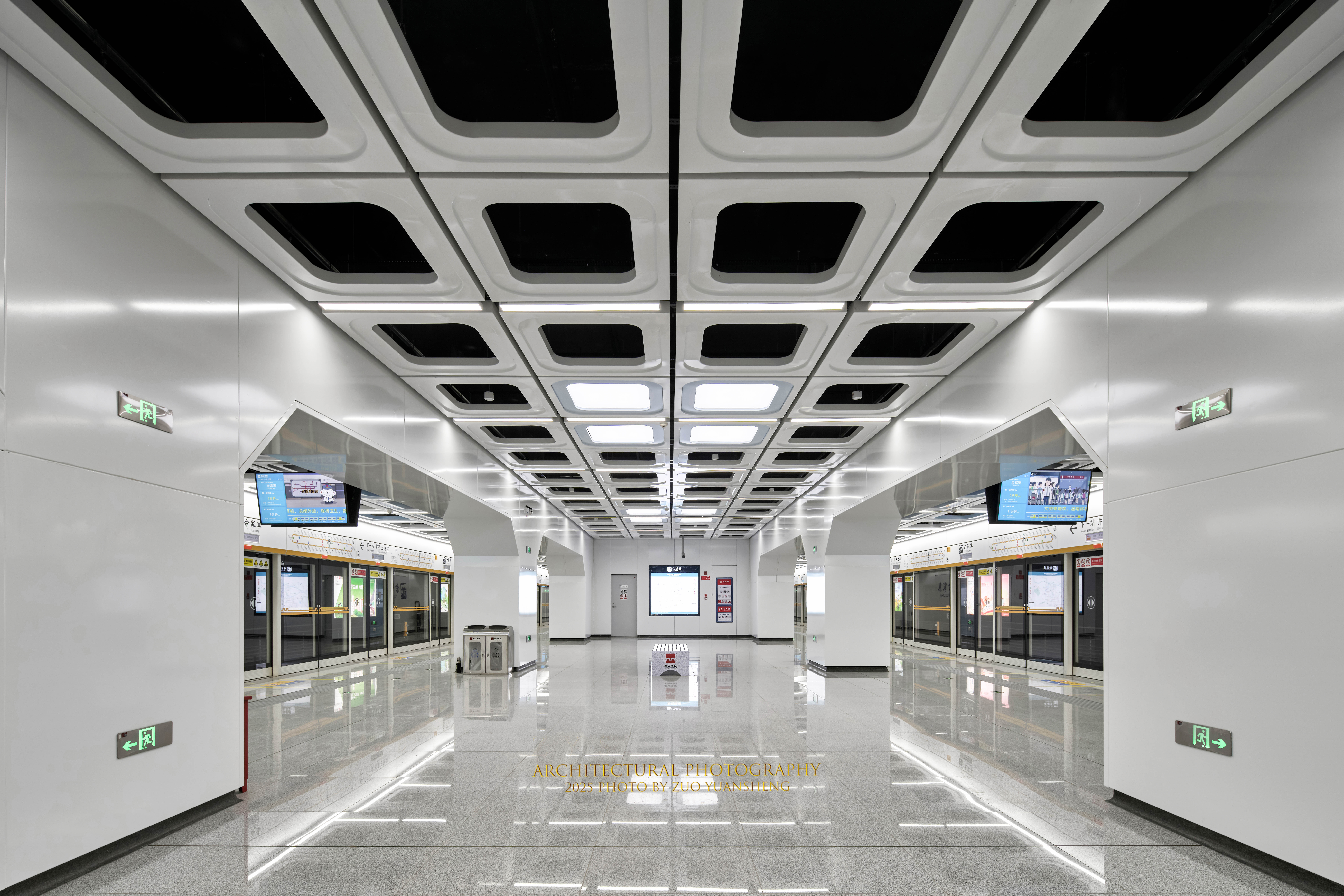 西安地铁八号线（余家寨站）—— 空间摄影-3