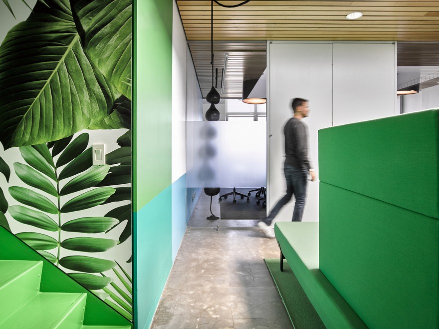 Fresh and Dynamic Workspace for Barrows Advertising in SoHo, New York City-23