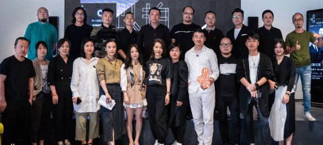 以拍会友 | 设计师如何在忠于客户与忠于自己间找平衡?-259