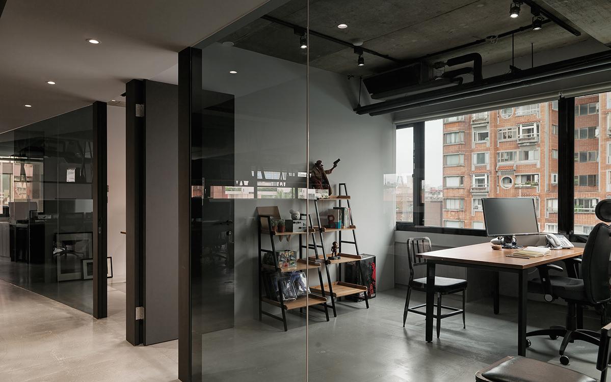 工业风办公室设计,巧妙融合网络元素与空间功能-21