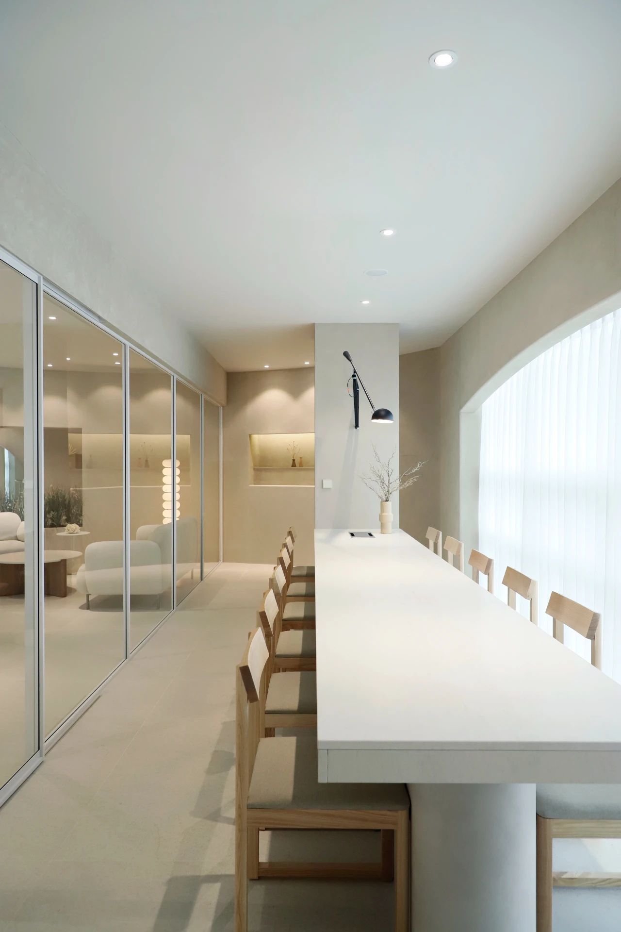 MUDE 韩国化妆品品牌空间设计-9