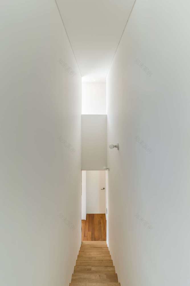 地层住宅的混凝土创新与室内设计-37