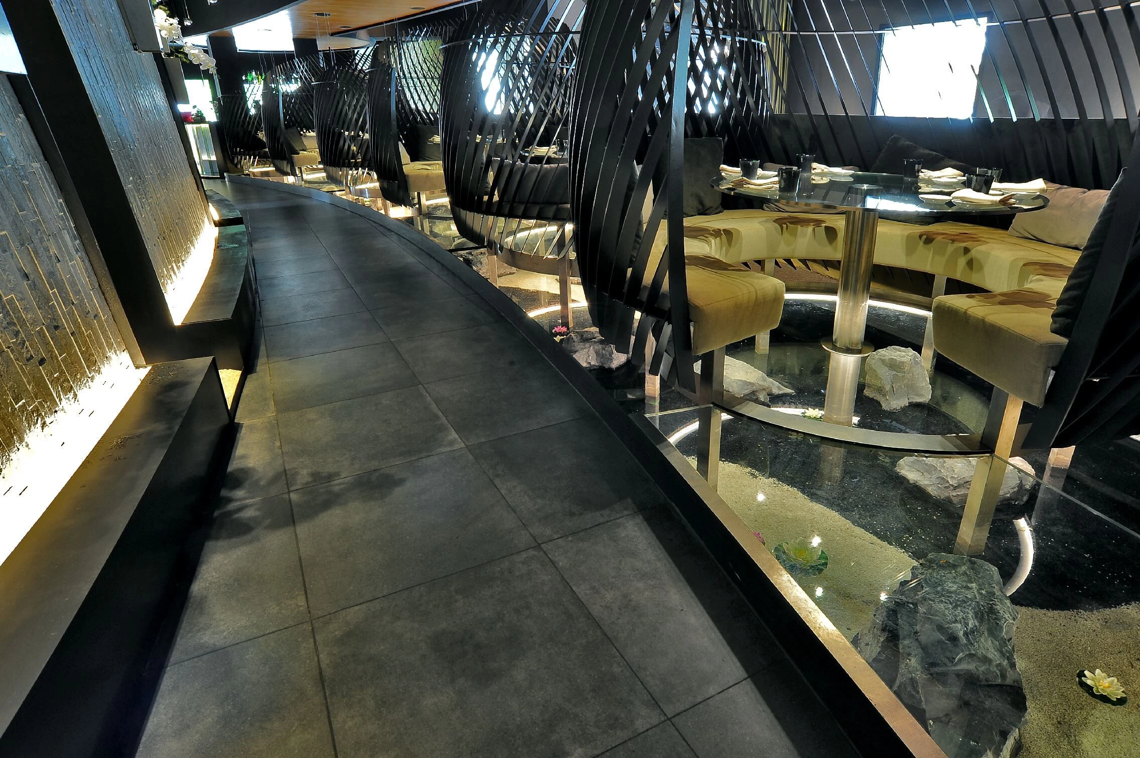 苏西亚洲体验瓦雷泽店丨意大利-22