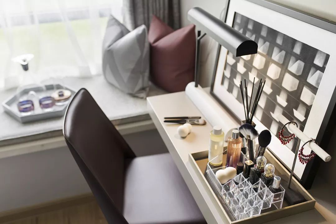 融创开平样板房 | 红灰协奏，品质生活-23