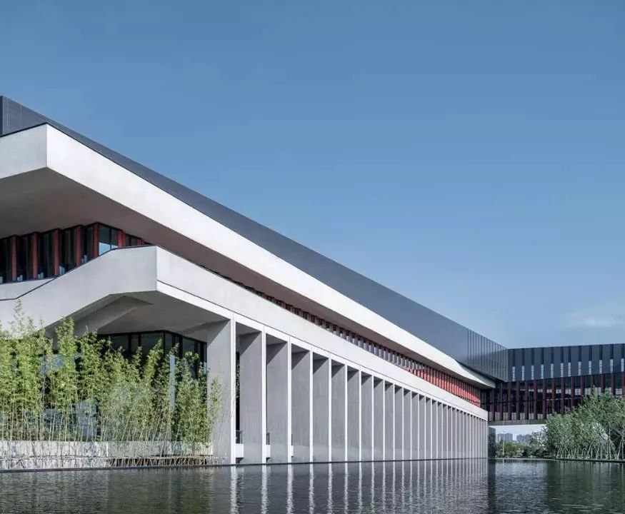 腾讯武汉研发中心 | 集约、宽容、弹性的城市办公设计-19