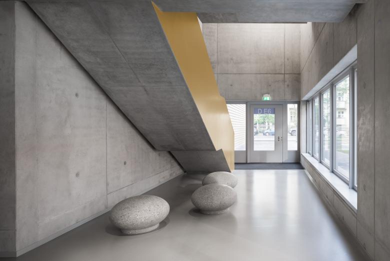 哥白尼高级中学体育馆丨德国柏林丨HerbstKunkler Architekten-12