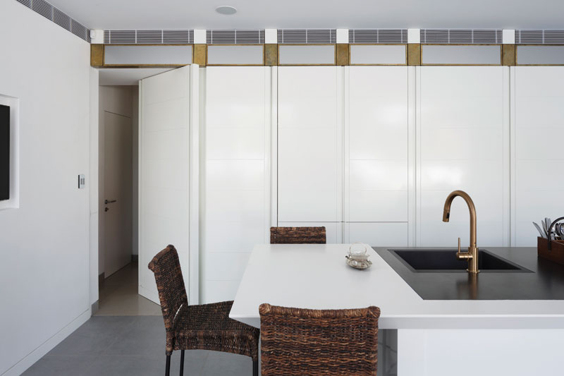 三角形地块上的简约大宅设计丨以色列丨建筑师奥代德·哈勒夫-27