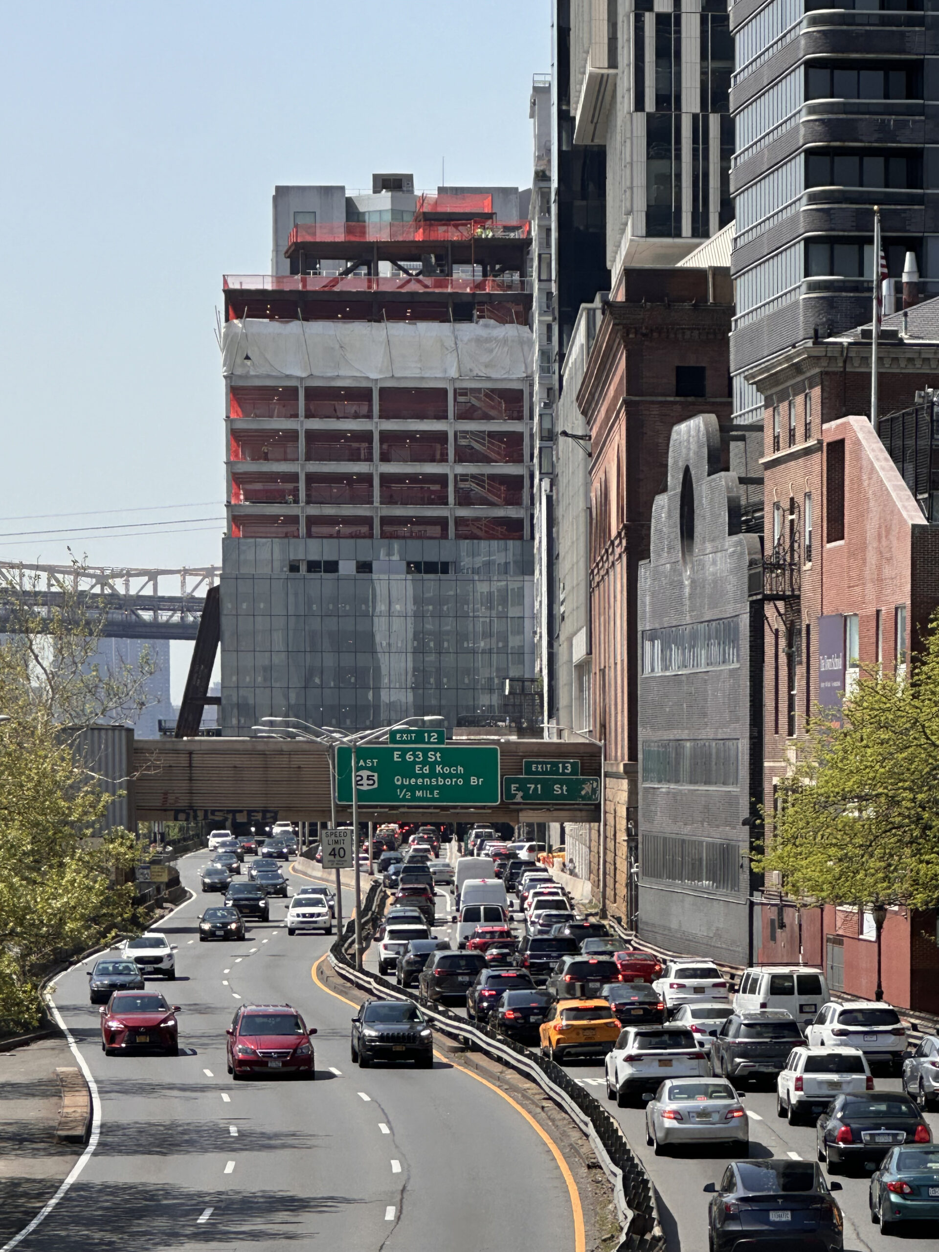 Façade Installation Progresses on The Hospital For Special Surgery's Expansion on Manhattan's Upper East Side - New York YIMBY-12