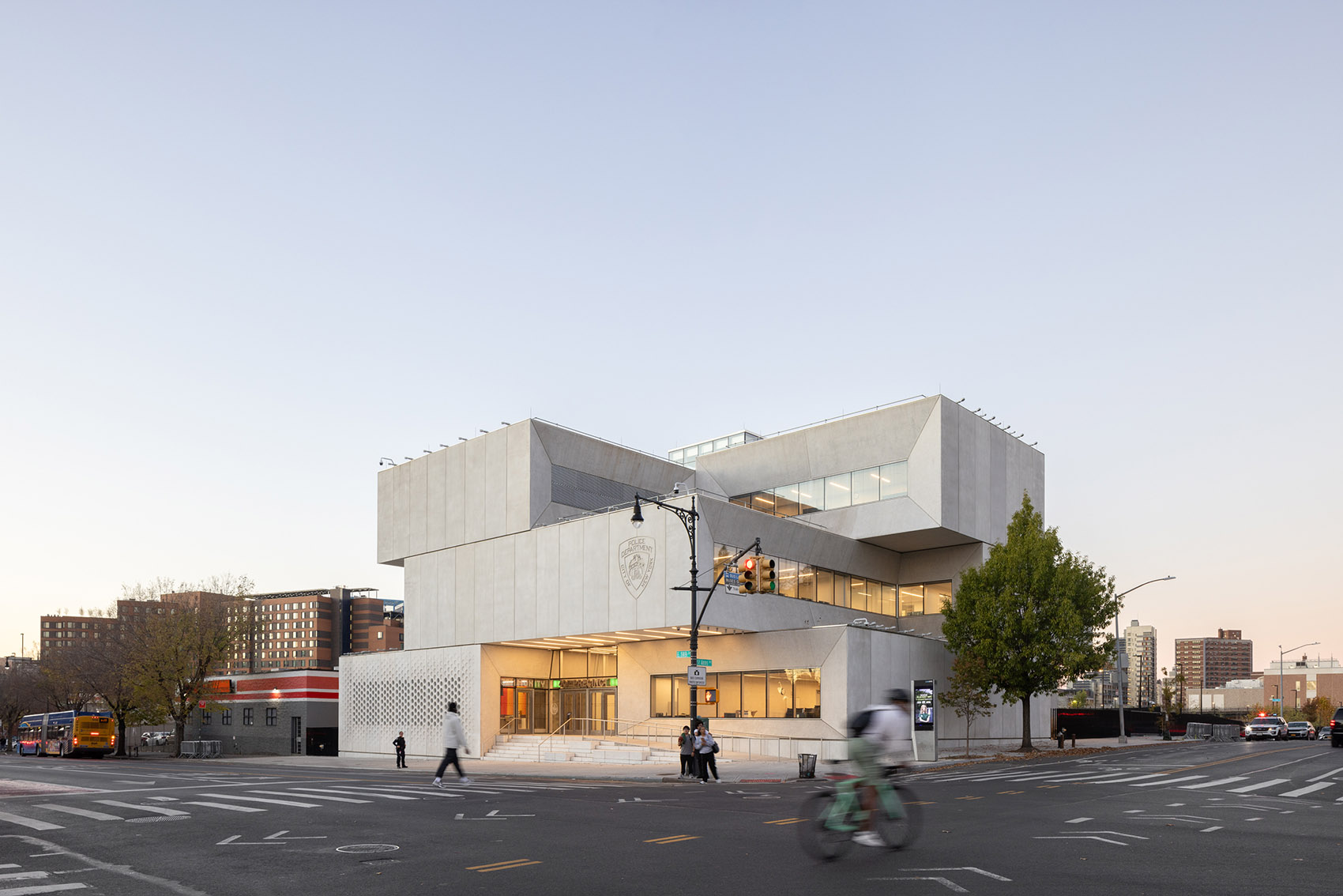 纽约警察局第40分局丨美国丨BIG建筑事务所-58