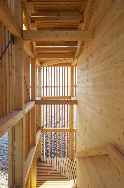 芬兰湖岸观景塔-14