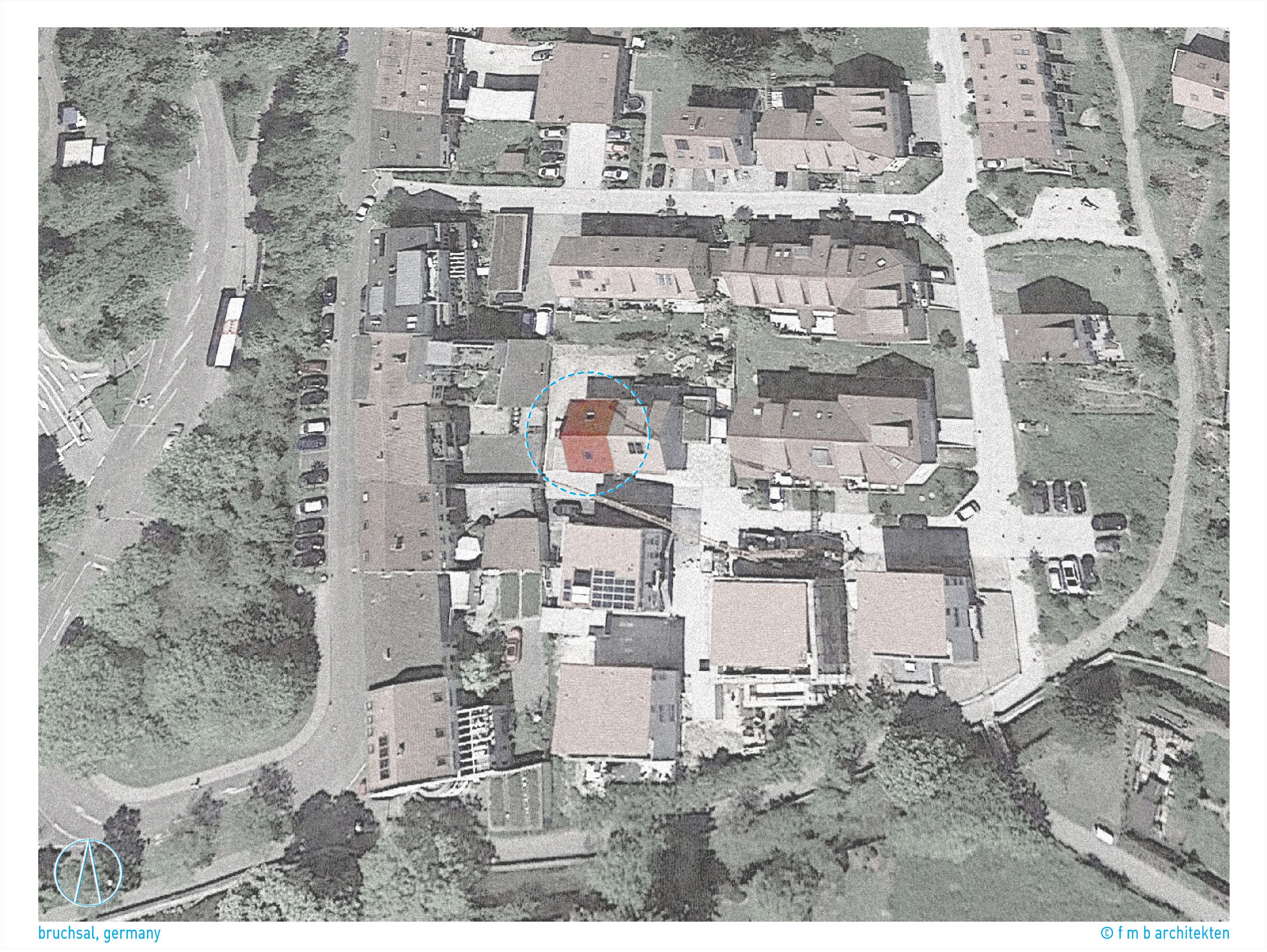 德国五彩斑斓小镇中的红色诗意住宅-44