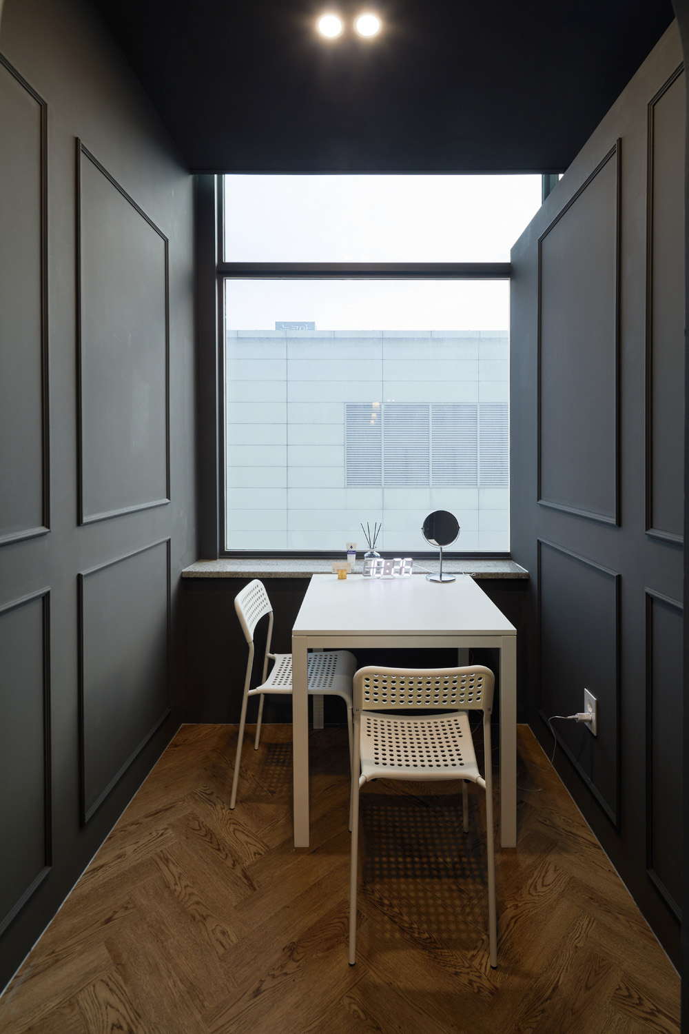 现代极简风格的 25 平米小屋设计-13