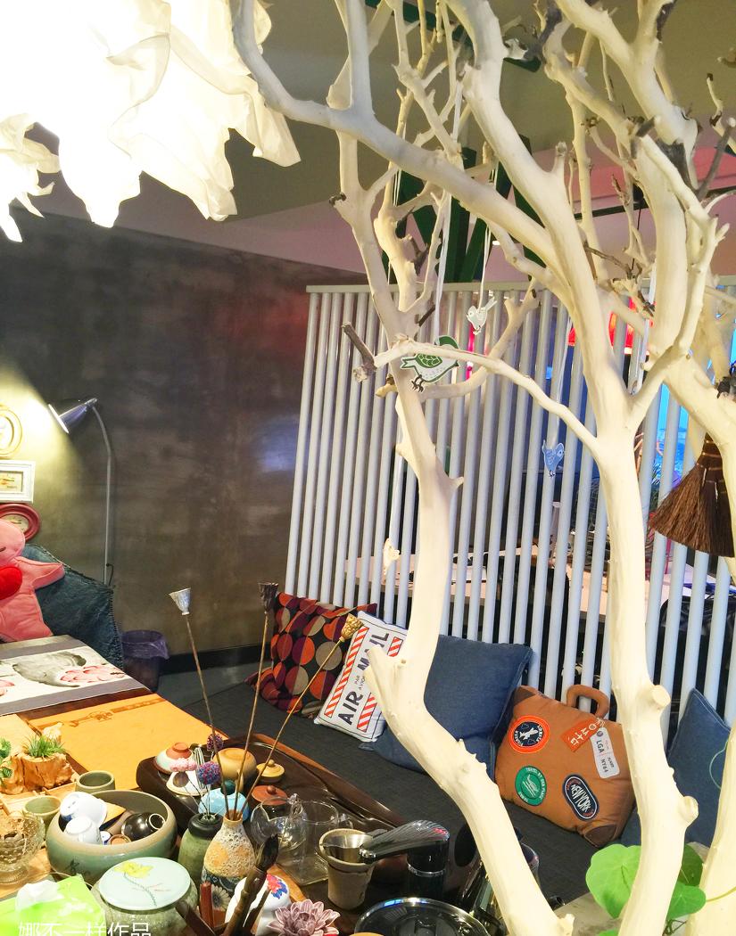 NA 空间设计工作室 | 水泥元素的自由混搭-20