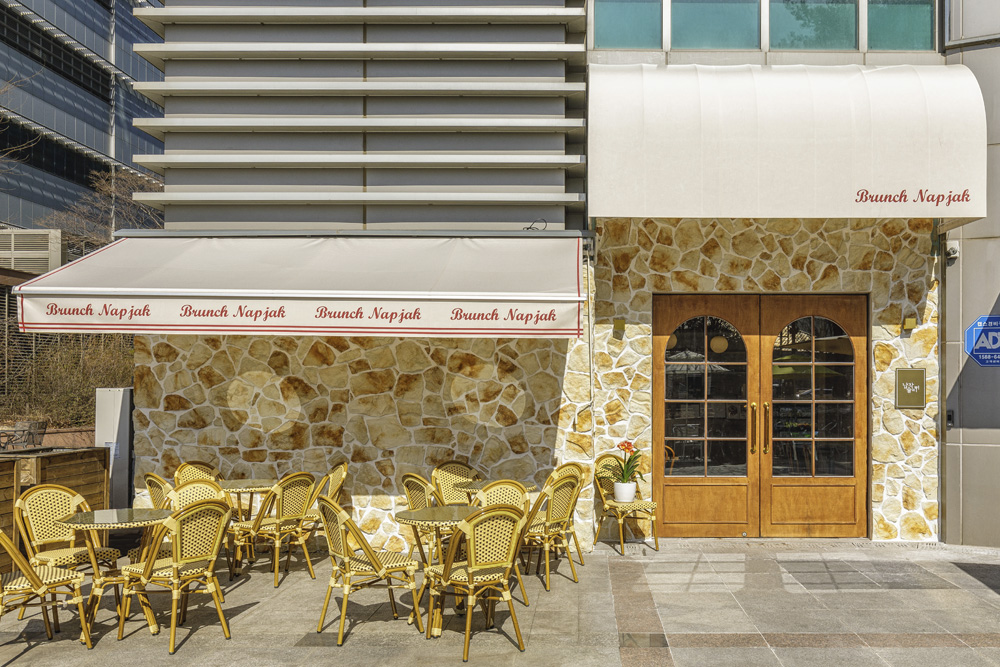 12 平温馨舒适餐厅翻新设计-2