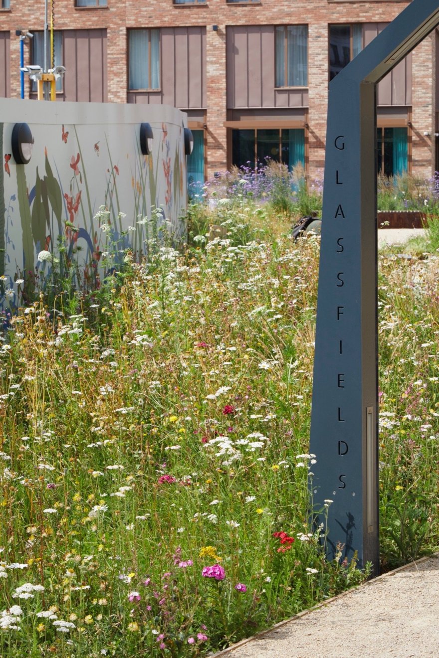 英国 Glassfields 广场丨英国布里斯托尔丨B|D 景观建筑师-18